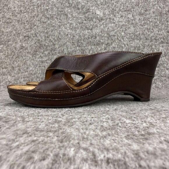 ✅Clarks Artisan Brown Leather Wedge Sandals Womens Size 7M Criss-Cross Open-Toe - Picture 5 of 11